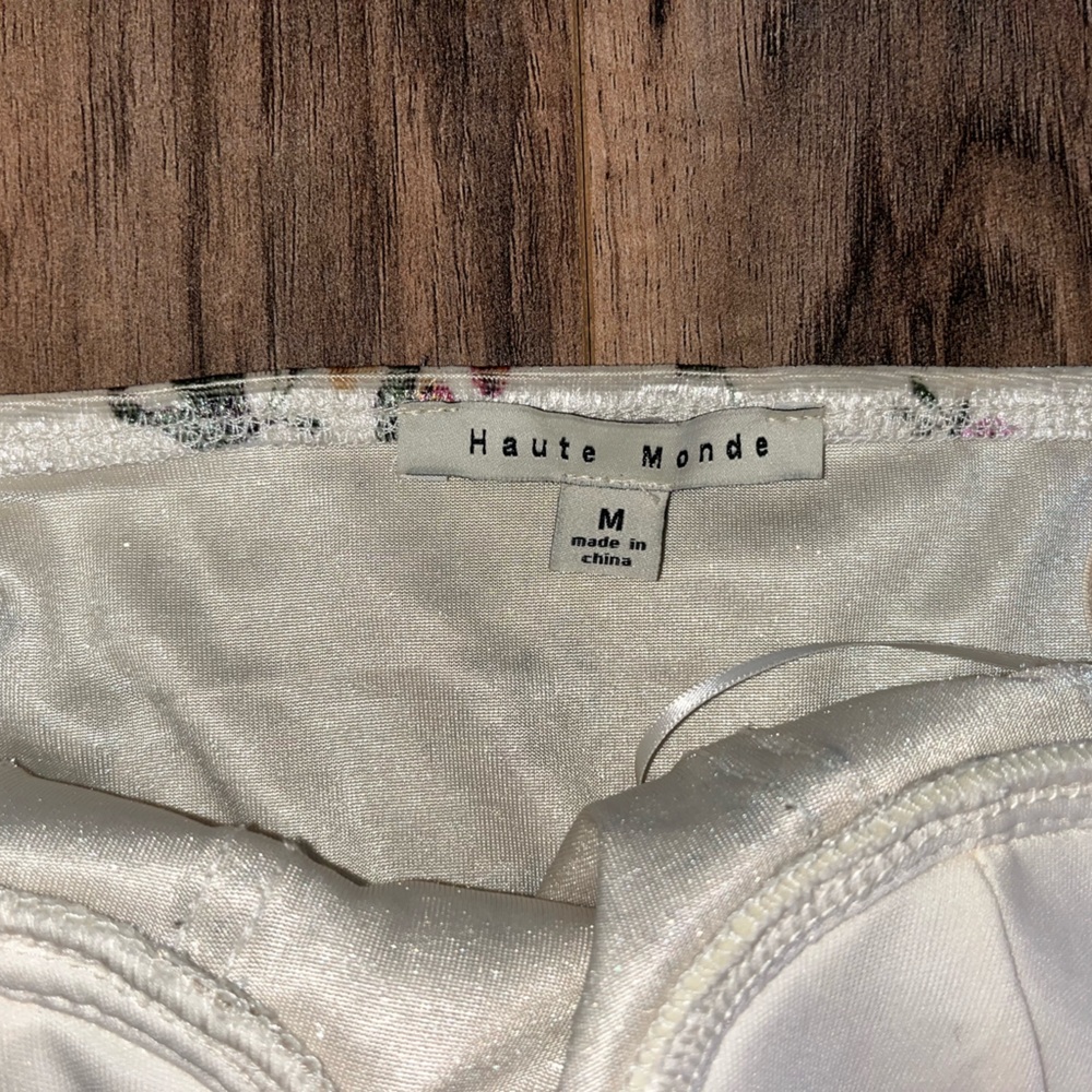 Floral Velvet Crop Top - Picture 3 of 5